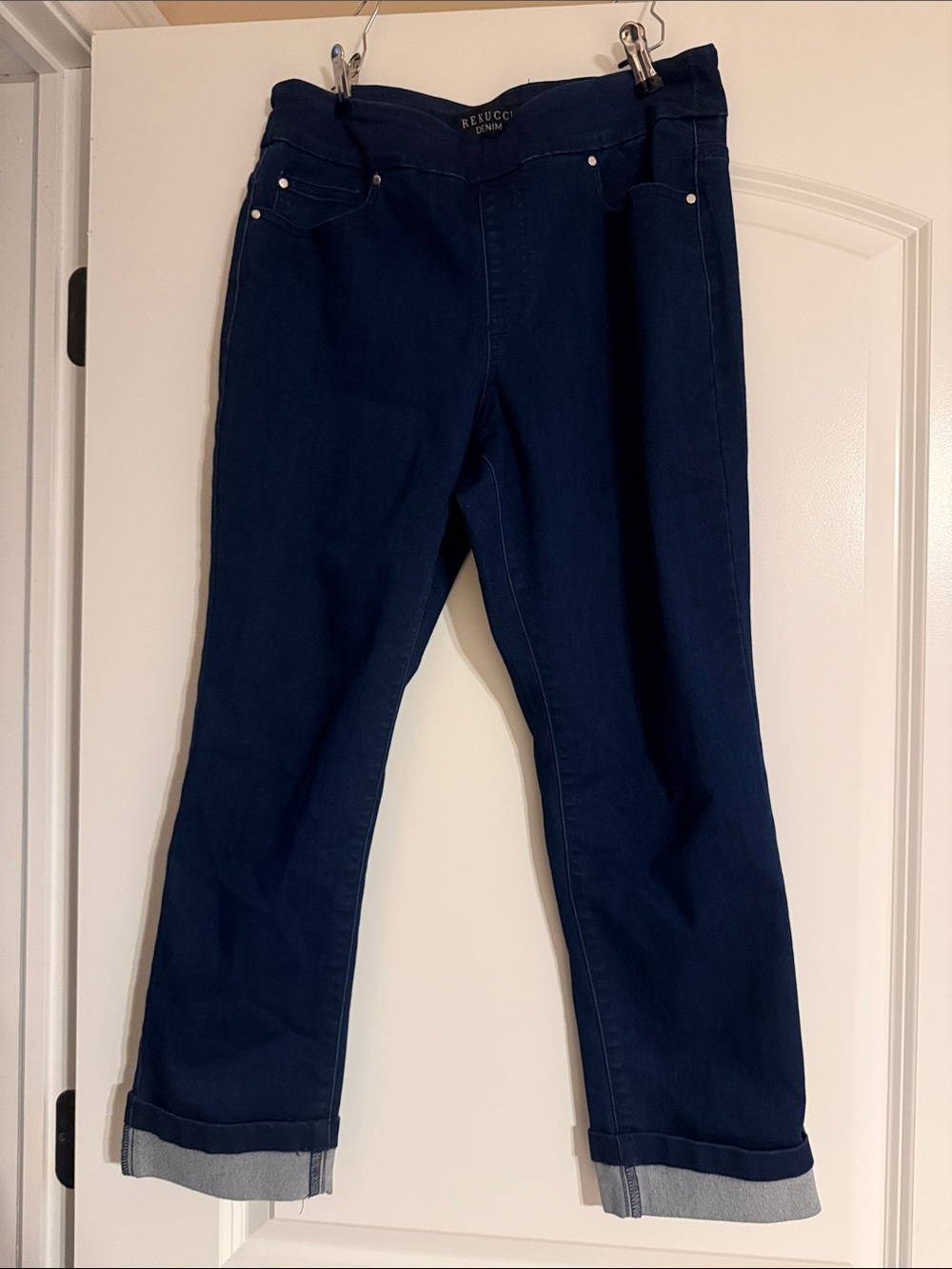 Rekucci Dark Blue Cropped Straight-Leg Jeans